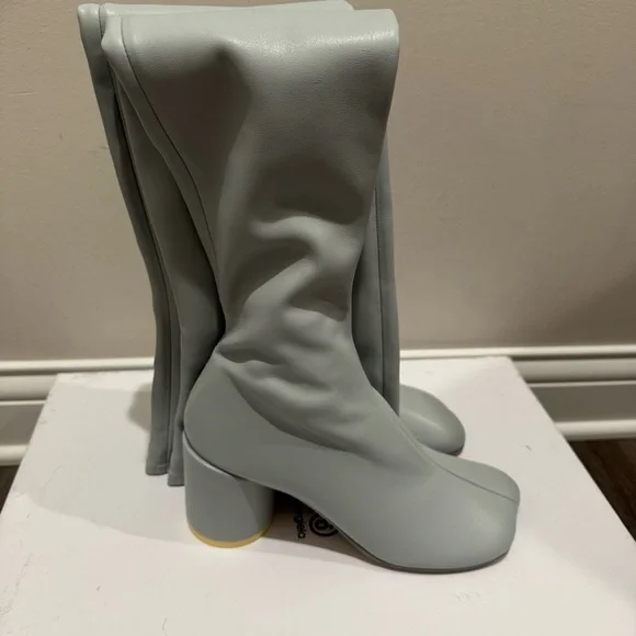 MM6 Maison Margiela Anatomic Thigh High Tabi Shaped Tall Heeled Boot Pearl Blue - Picture 8 of 16